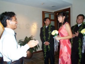 loosenupbridalparty.jpg (14653 bytes)