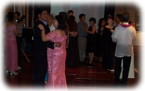 annydance.jpg (12674 bytes)